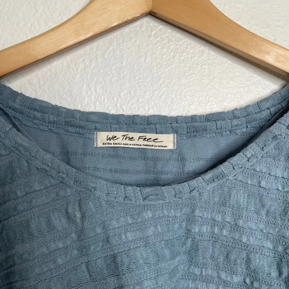 We The Free Free People Blue Textured Cropped Long Sleeve Top XS